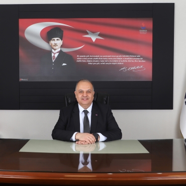 SANKO ÜNİVERSİTESİ HASTANESİ GENEL MÜDÜRÜ DR. KİLECİ:  “14 MART TIP BAYRAMI, MESLEĞE ADANMIŞLIK VE İNSAN HAYATINA VERİLEN DEĞERİN SİMGESİDİR”   