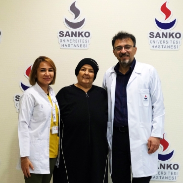 HASTAYA UYUTULMADAN BEYİN TÜMÖRÜ AMELİYATI YAPILDI